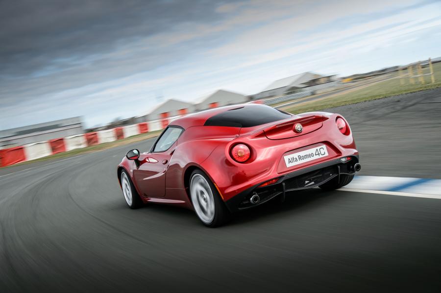  Alfa Romeo 4C (960) 2013 года  (WW) (фото 34 из 77)